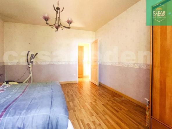 Maison rénovée de 170 m² à Saint Mihiel avec terrasse et confort moderne 