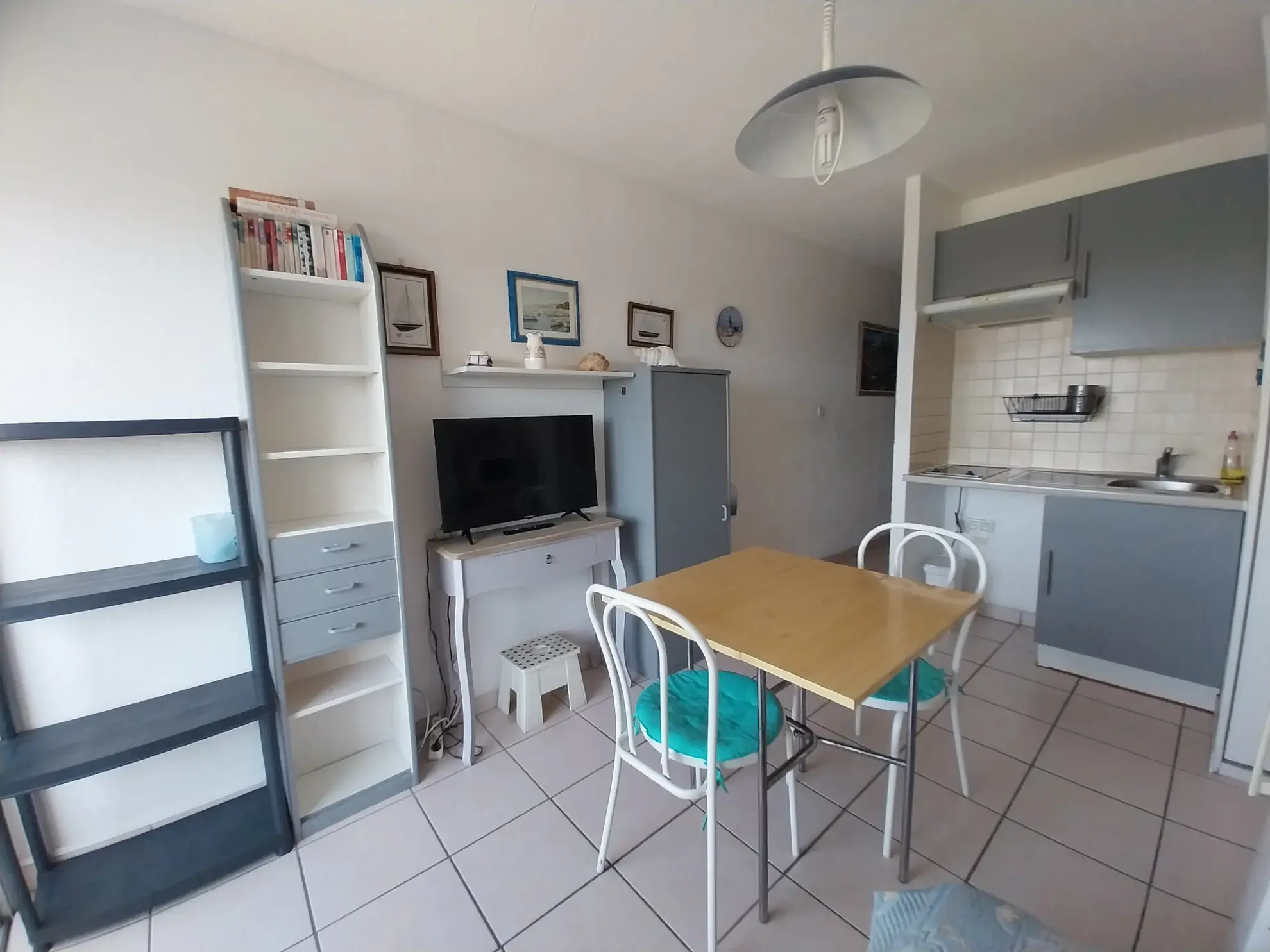 Appartement T1 avec balcon et vue sur le Parc de Balaruc-les-Bains 