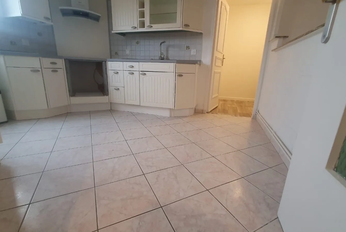 Appartement F4 rénové de 81m² à Forbach – Idéal primo-accédants ou investisseur 