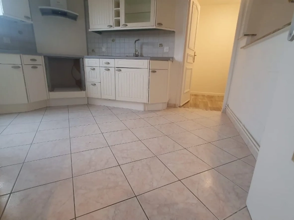 Appartement F4 rénové de 81m² à Forbach – Idéal primo-accédants ou investisseur