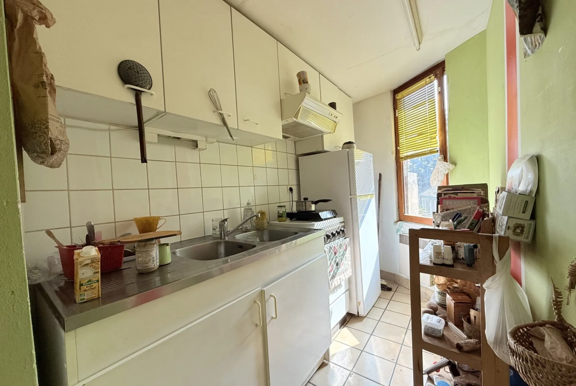 Immeuble à vendre à Vierzon centre-ville, idéal investissement locatif 