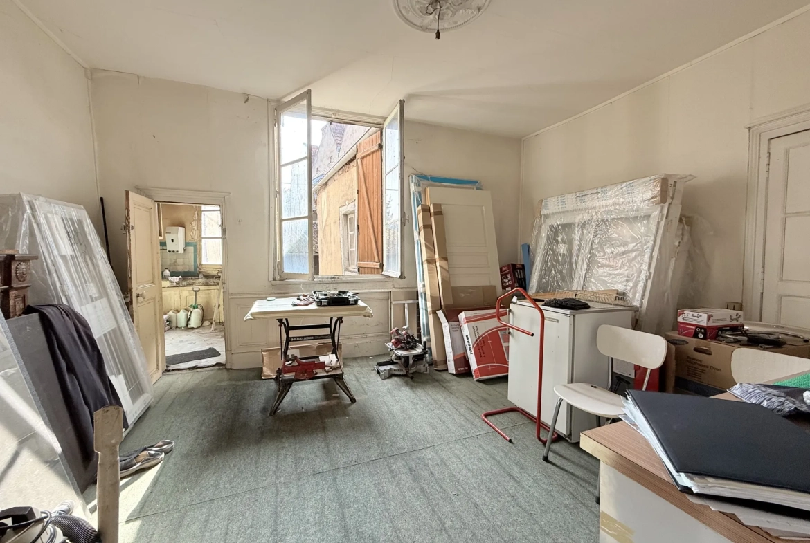 Immeuble à vendre à Vierzon centre-ville, idéal investissement locatif 