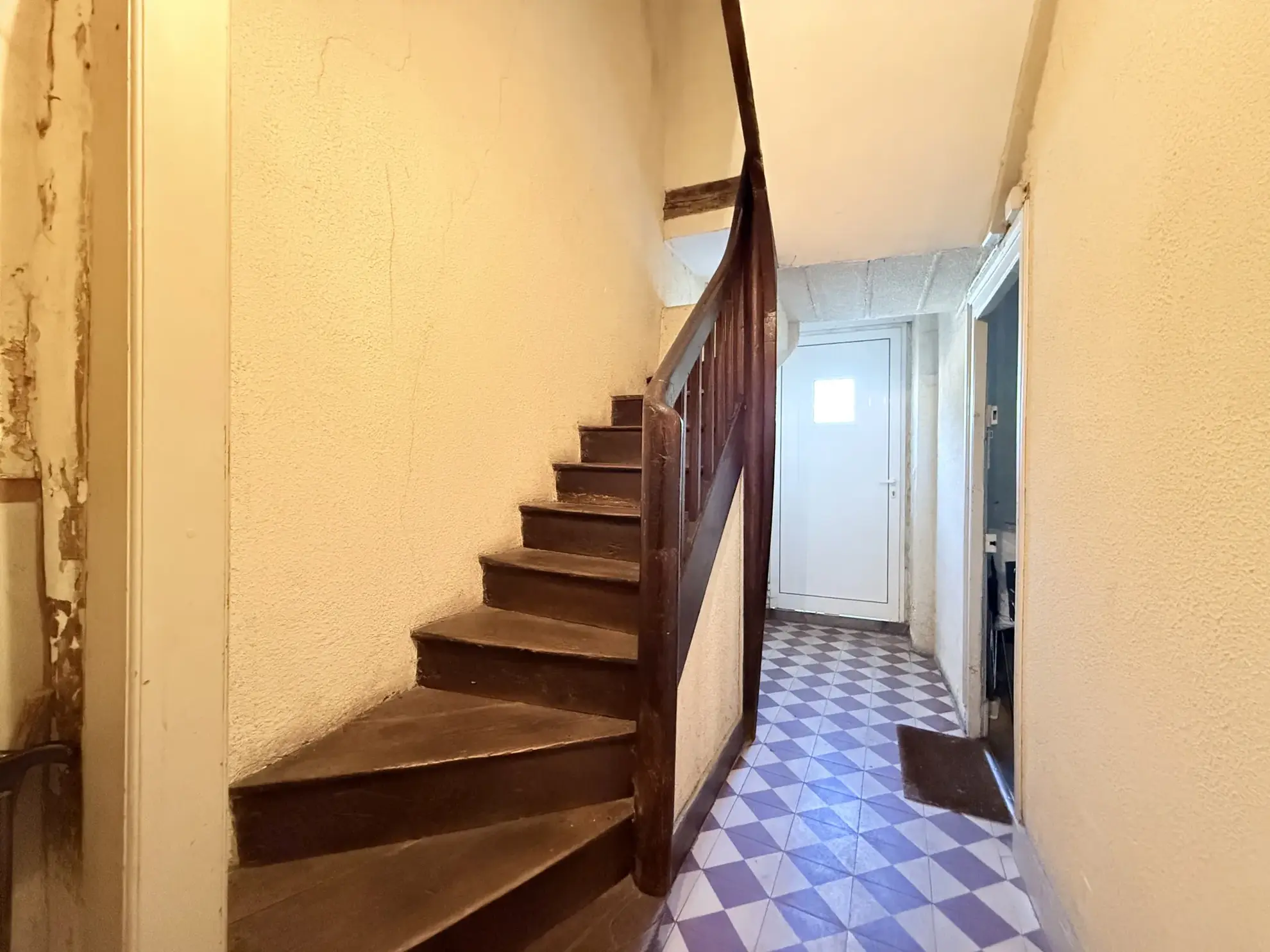 Immeuble à vendre à Vierzon centre-ville, idéal investissement locatif 