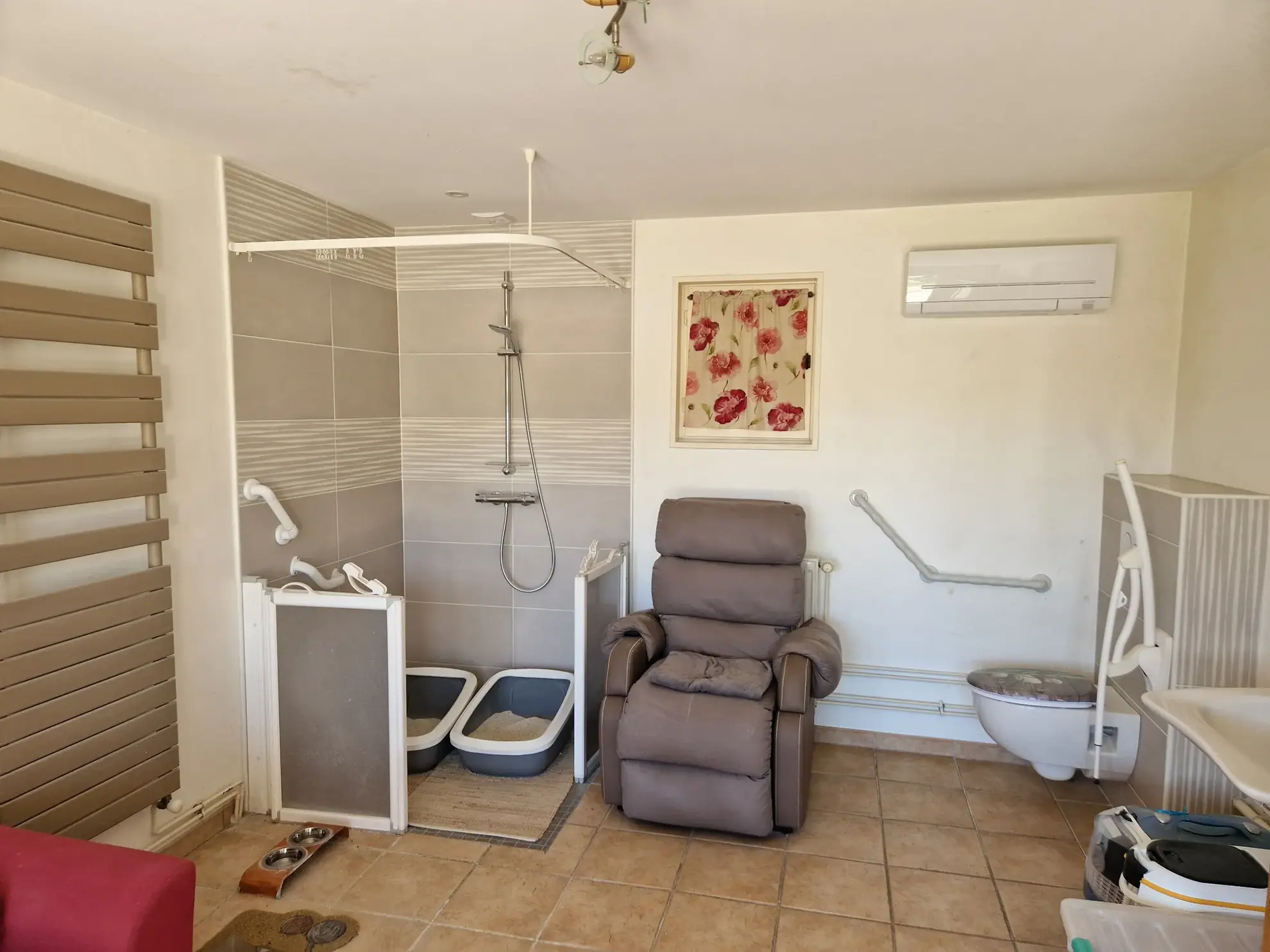 Maison avec piscine et jardin clos dans un village proche d'Autun 