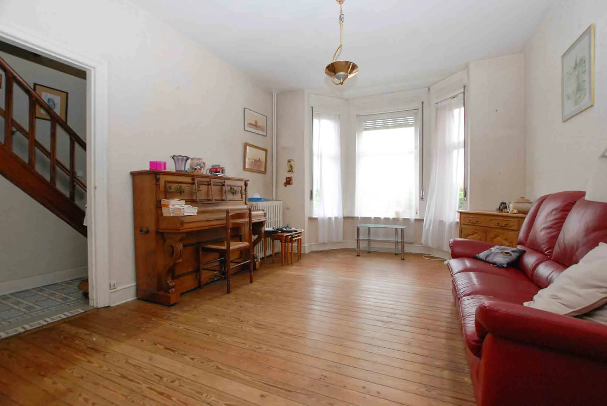 Maison de maître à Jeumont de 125 m² avec 4 chambres et grand terrain arboré 