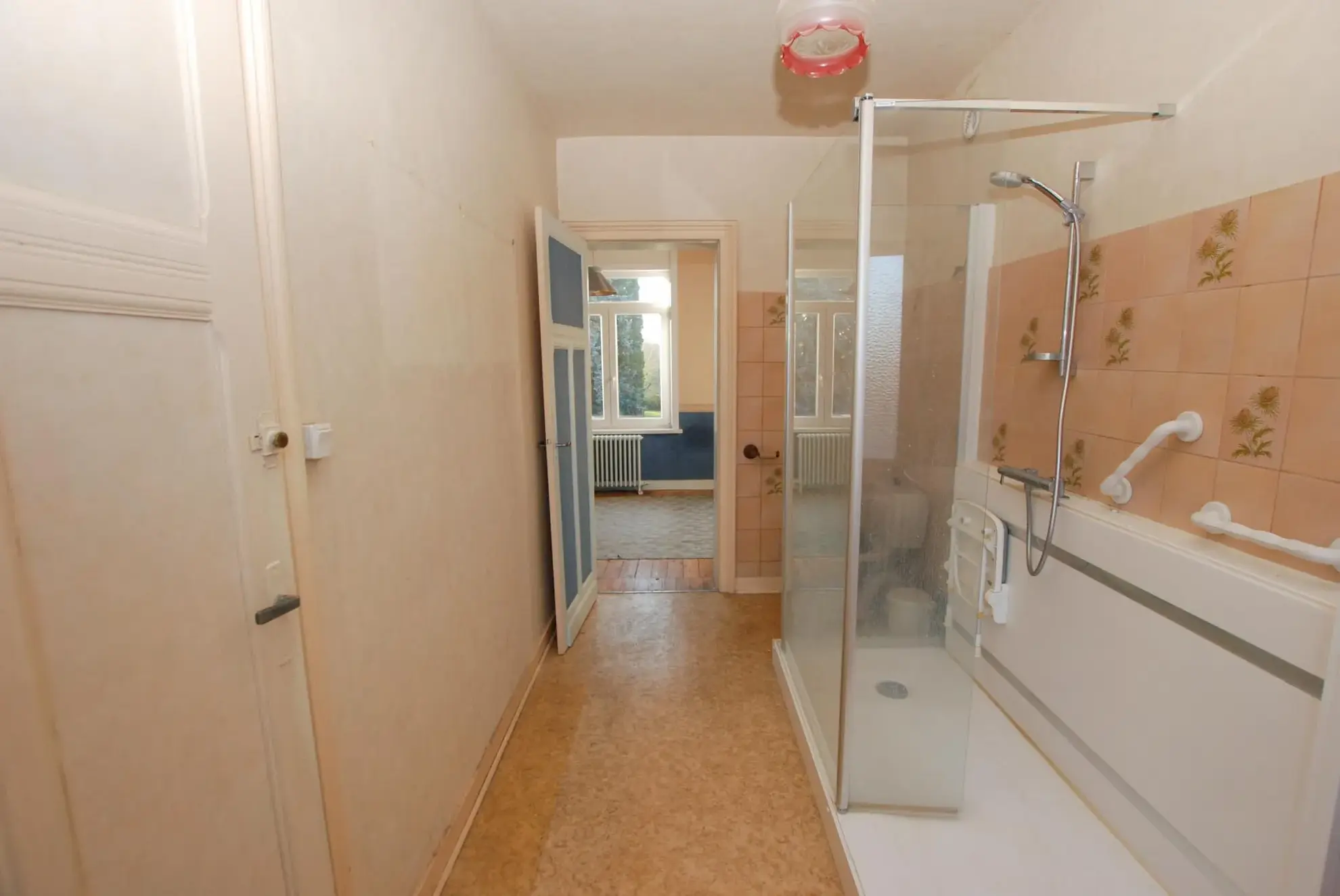 Maison de maître à Jeumont de 125 m² avec 4 chambres et grand terrain arboré 