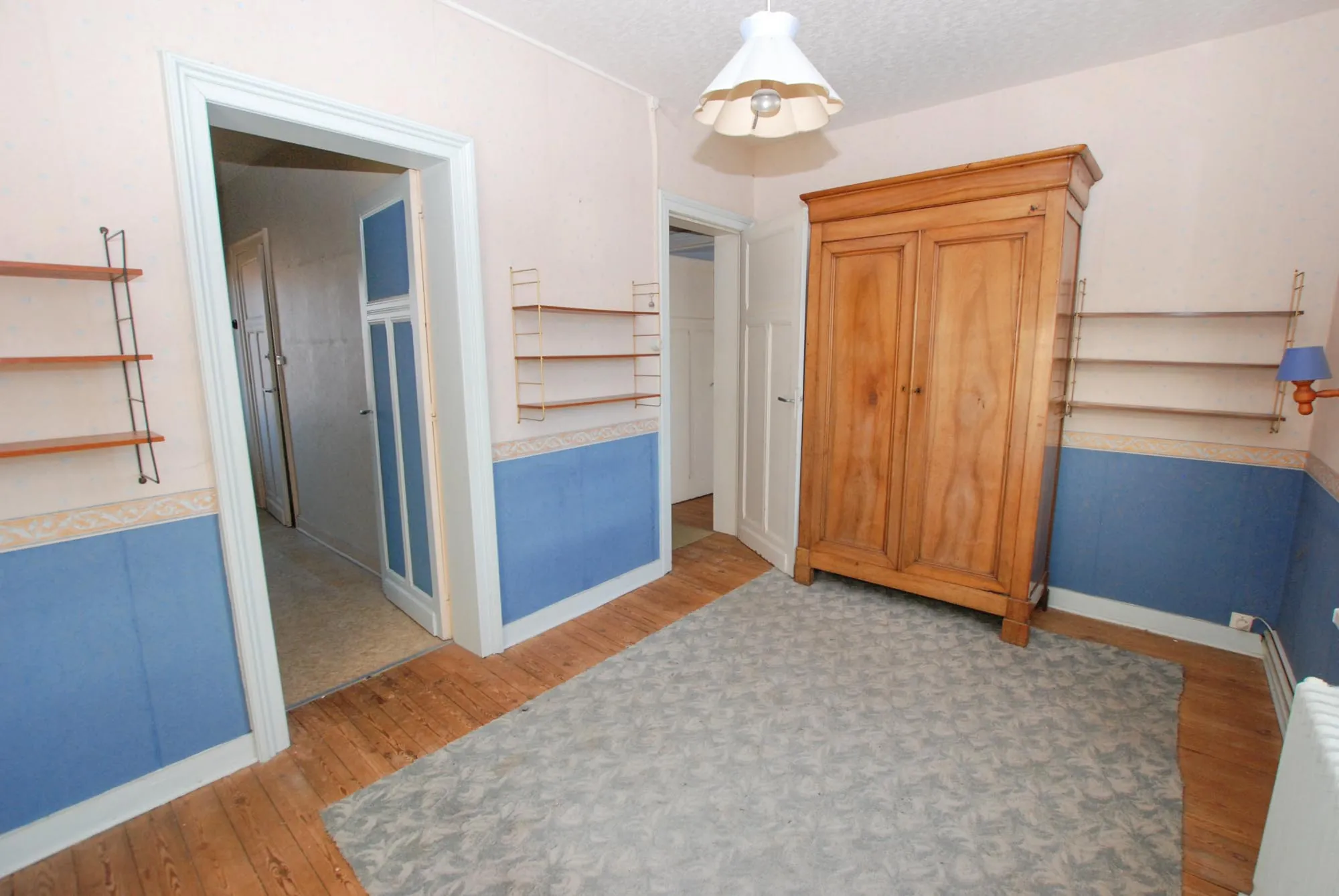 Maison de maître à Jeumont de 125 m² avec 4 chambres et grand terrain arboré 