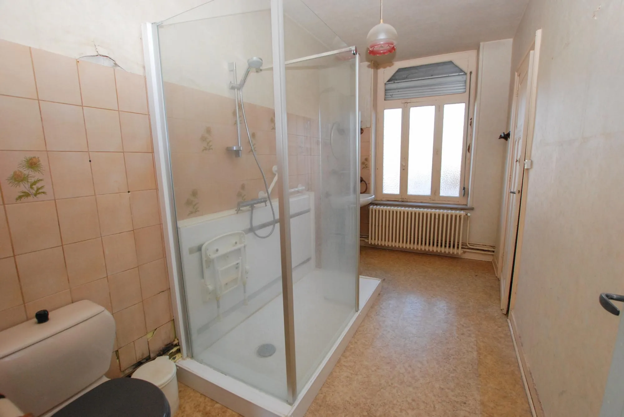 Maison de maître à Jeumont de 125 m² avec 4 chambres et grand terrain arboré 