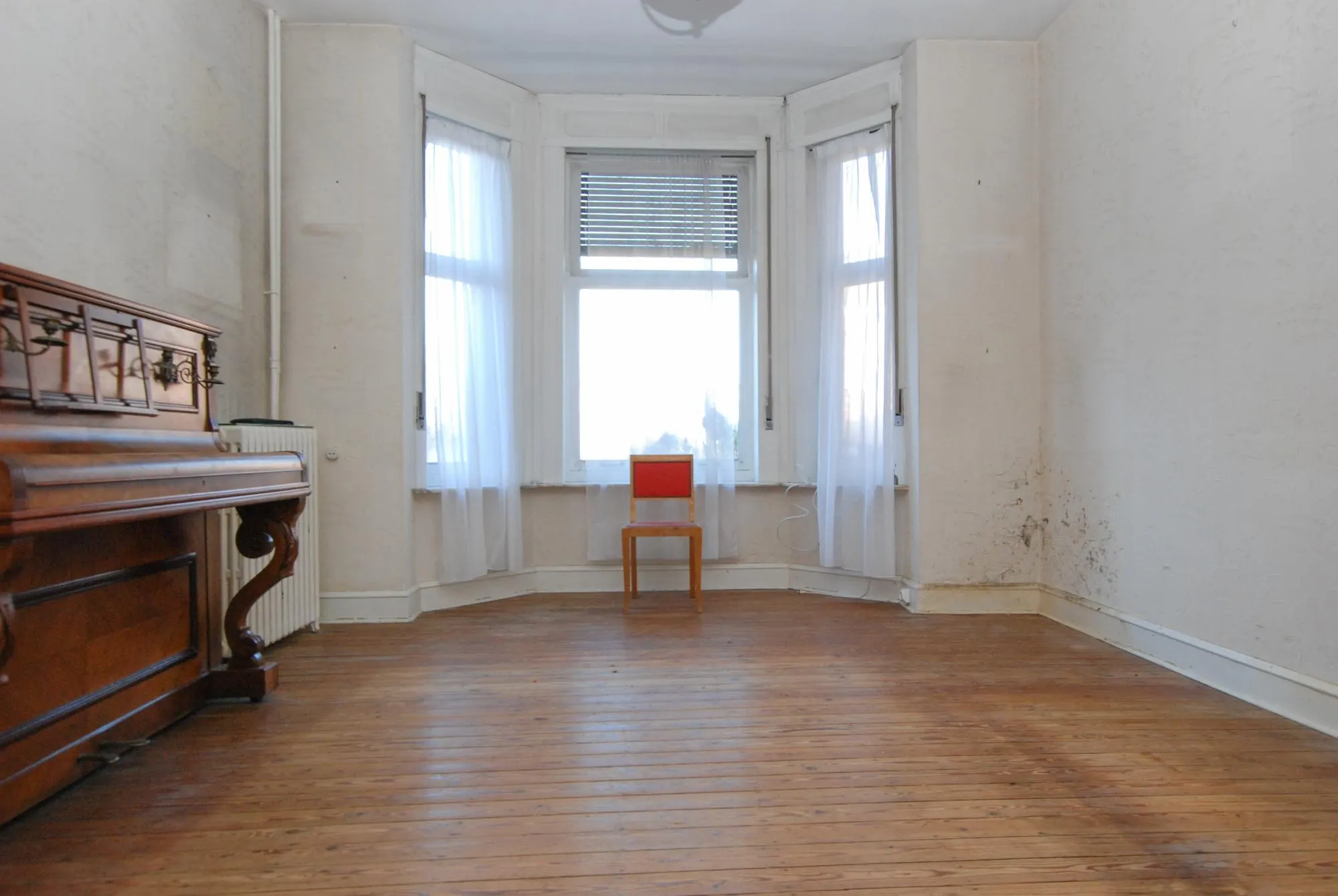Maison de maître à Jeumont de 125 m² avec 4 chambres et grand terrain arboré 