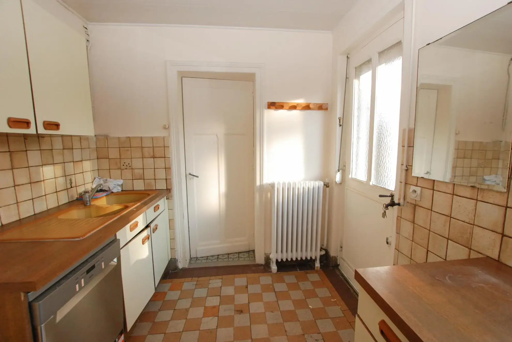 Maison de maître à Jeumont de 125 m² avec 4 chambres et grand terrain arboré 
