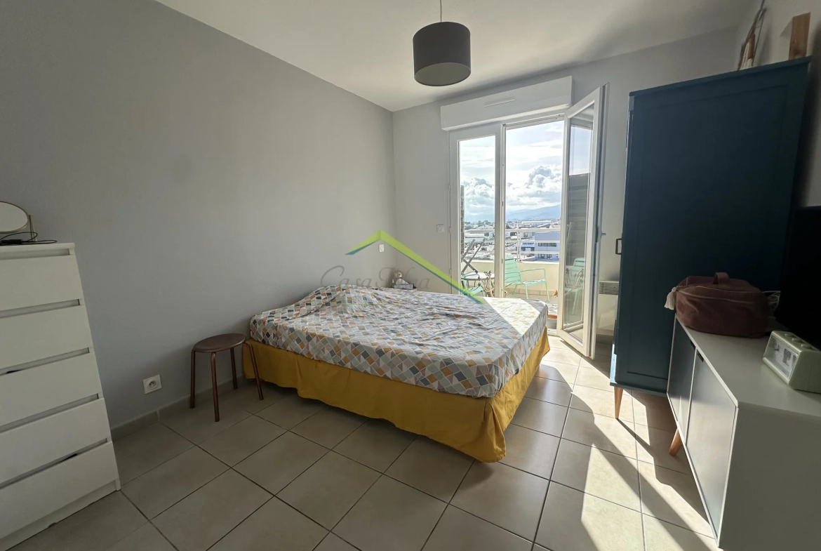 Appartement T2 avec terrasse et parking à Bastia Sud 