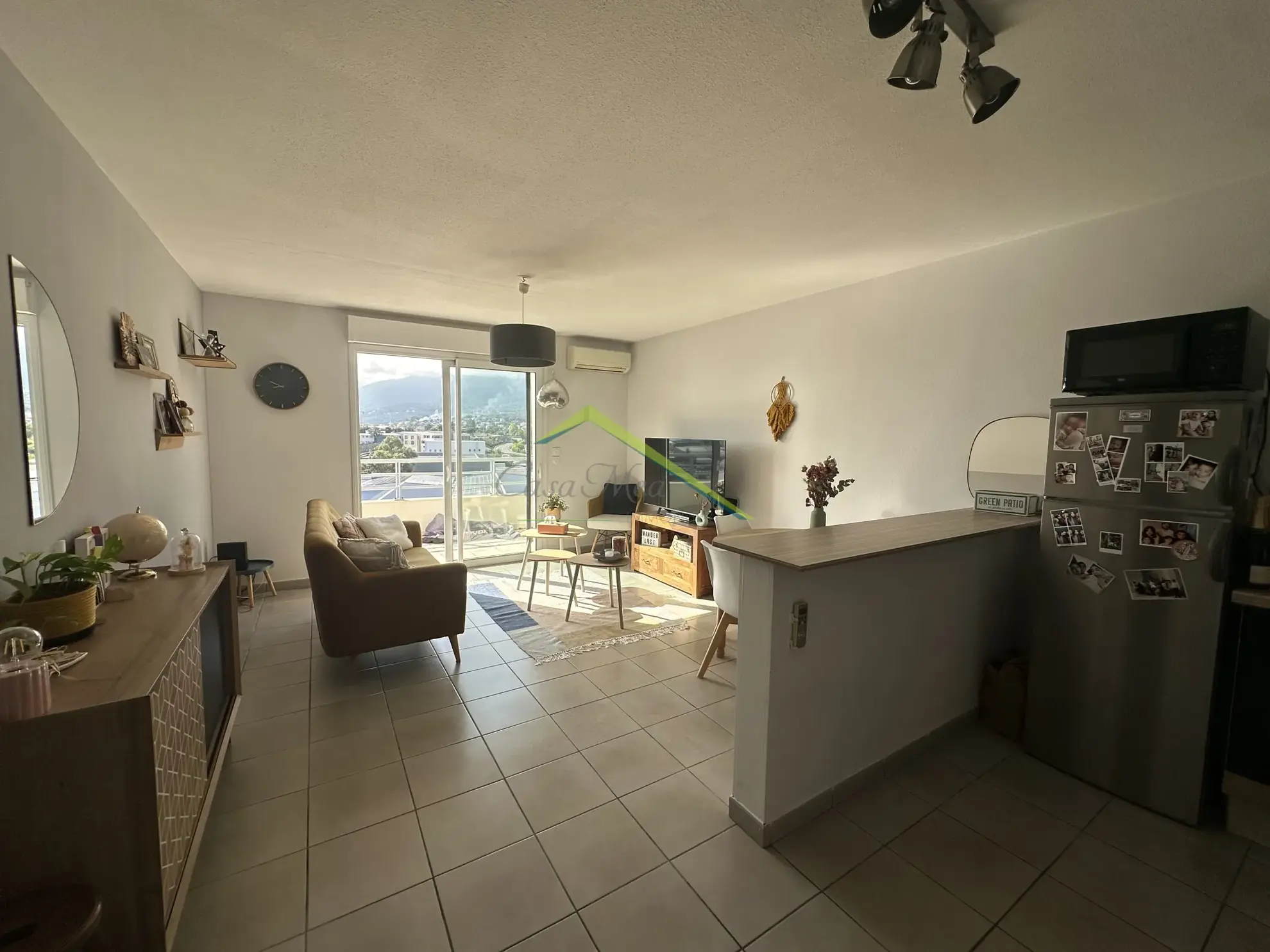 Appartement T2 avec terrasse et parking à Bastia Sud 