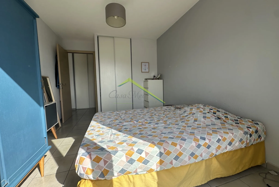 Appartement T2 avec terrasse et parking à Bastia Sud 