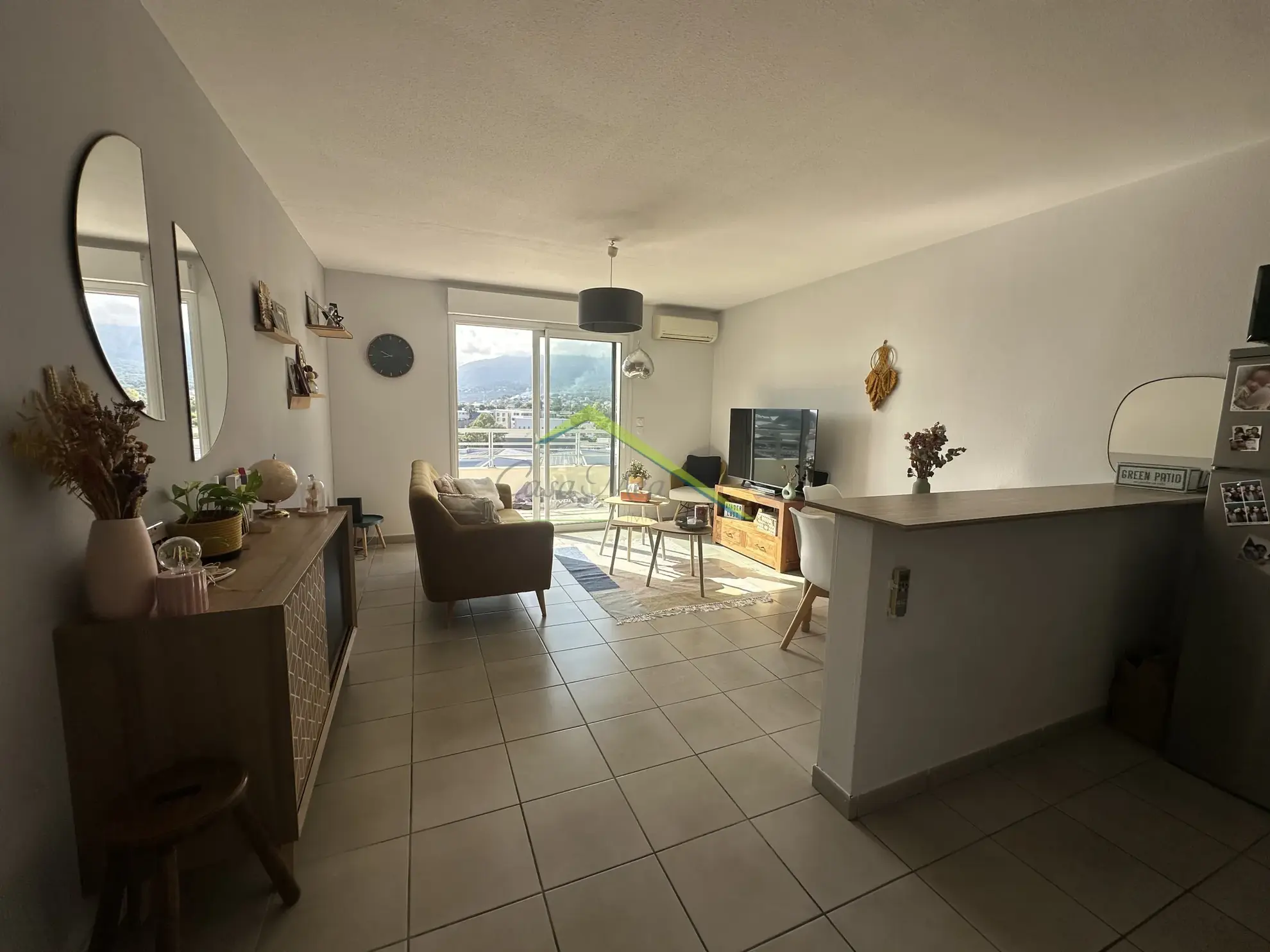 Appartement T2 avec terrasse et parking à Bastia Sud 