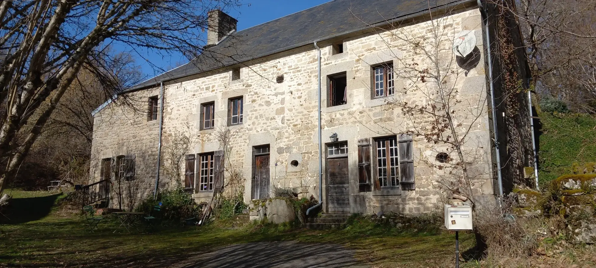 Fermette de 155 m² avec terrain et dépendances dans le Limousin 
