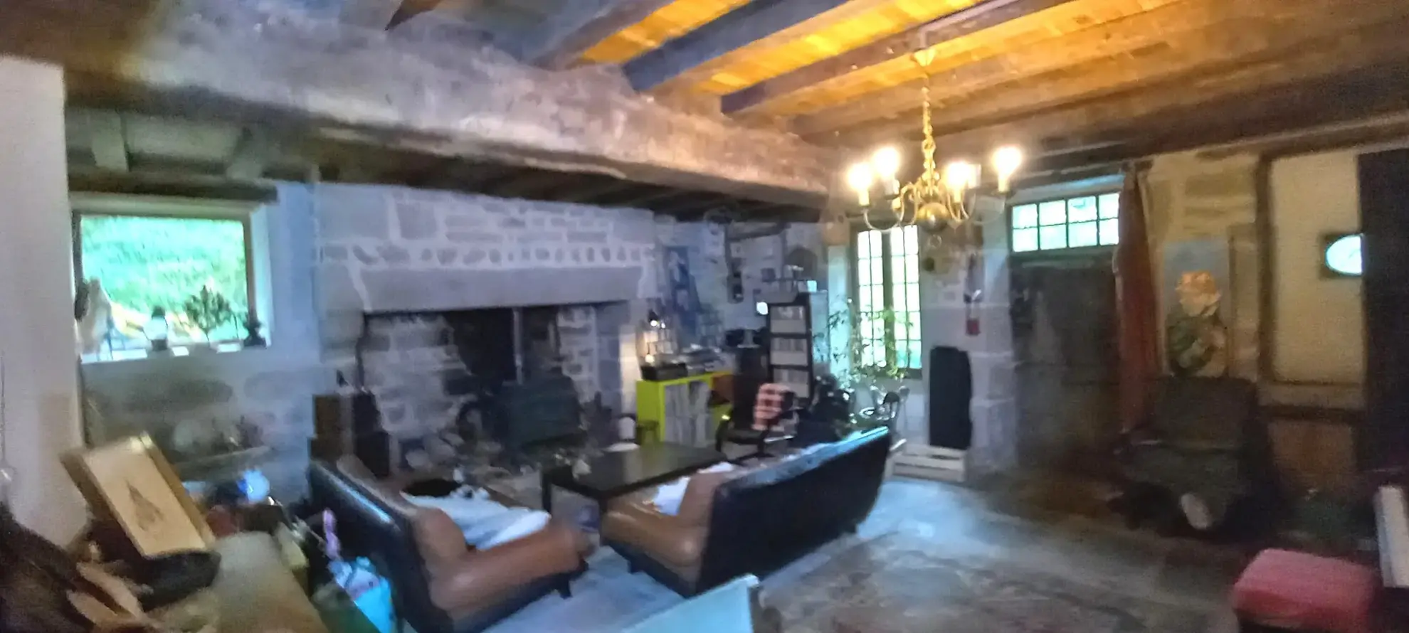 Fermette de 155 m² avec terrain et dépendances dans le Limousin 
