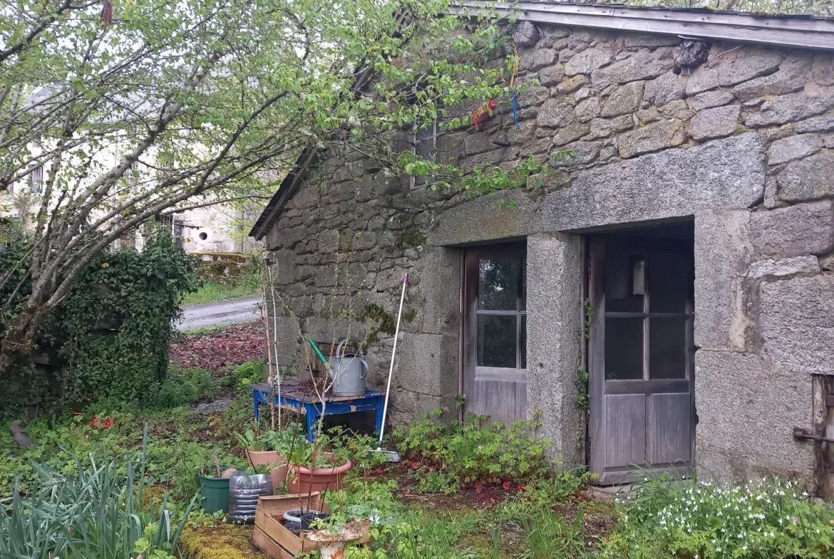 Fermette de 155 m² avec terrain et dépendances dans le Limousin 