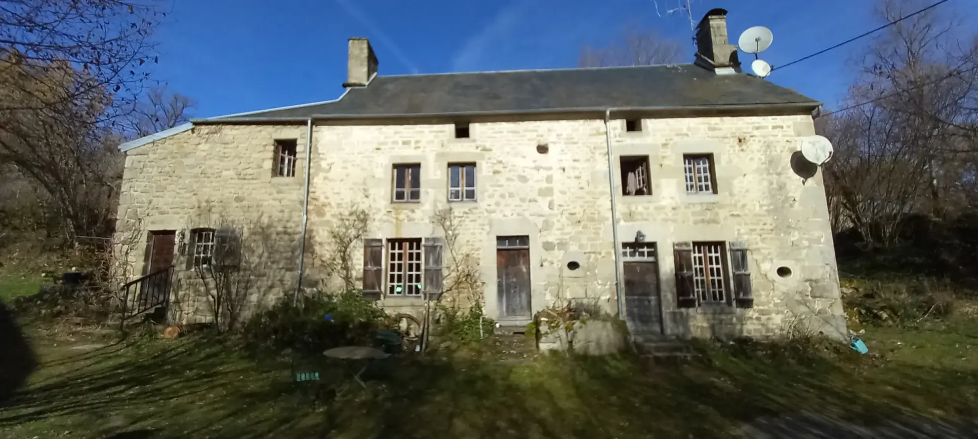 Fermette de 155 m² avec terrain et dépendances dans le Limousin 