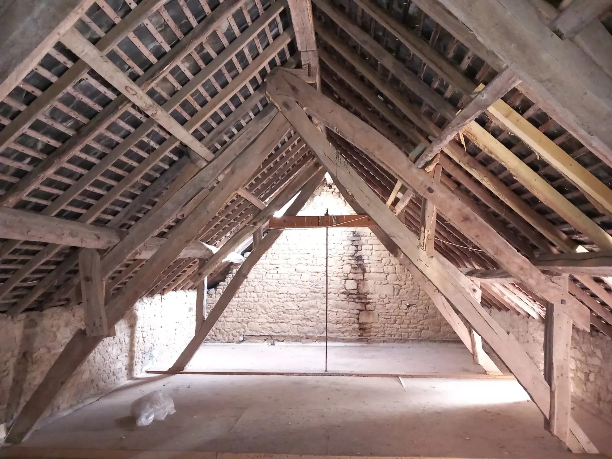Fermette de 155 m² avec terrain et dépendances dans le Limousin 