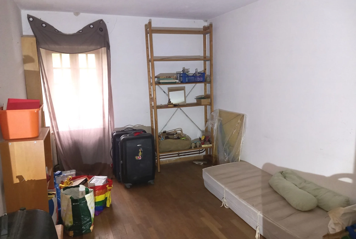 Fermette de 155 m² avec terrain et dépendances dans le Limousin 