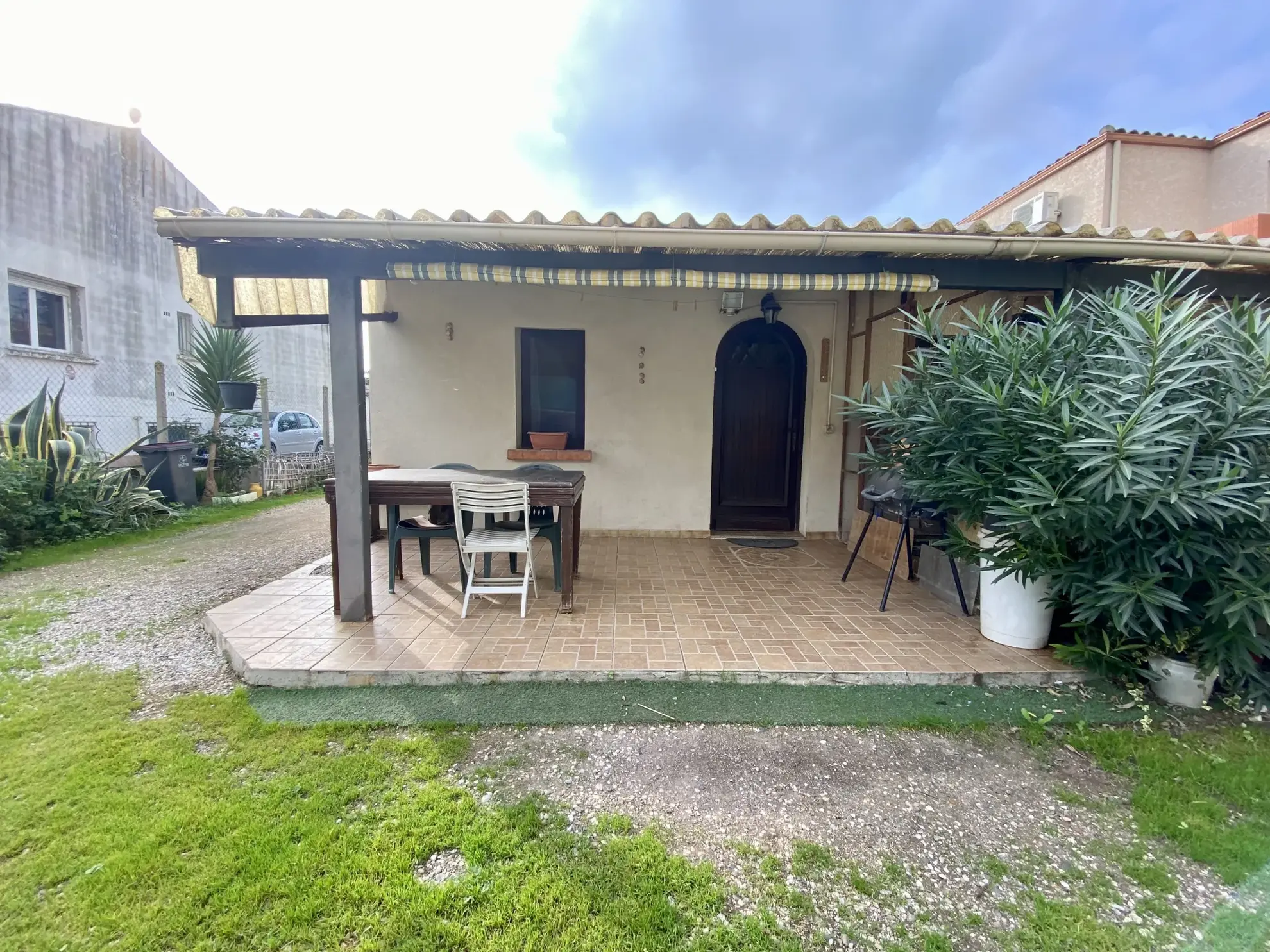 Opportunité d'investissement immobilier à Vias avec 3 appartements loués 