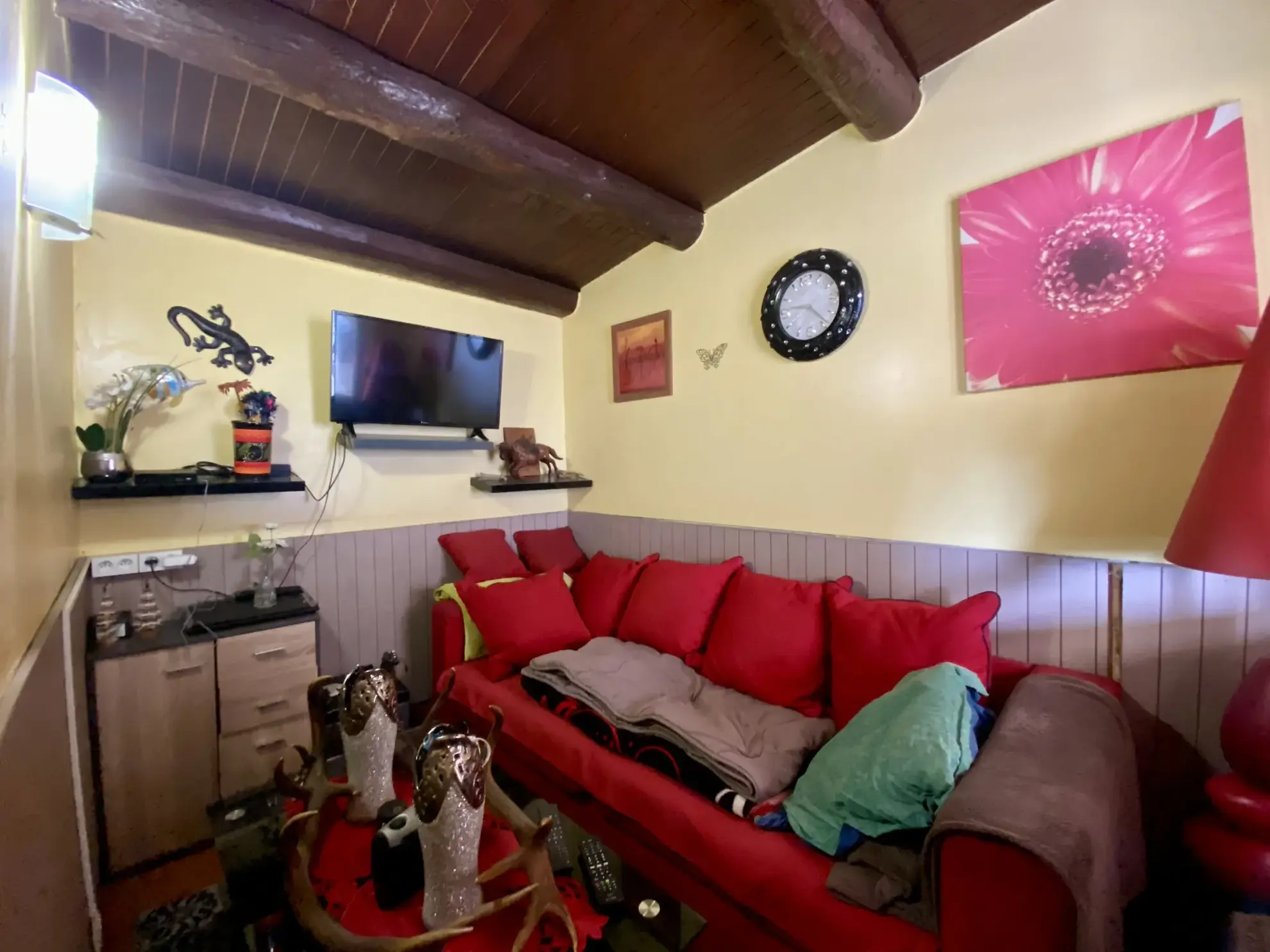 Opportunité d'investissement immobilier à Vias avec 3 appartements loués 
