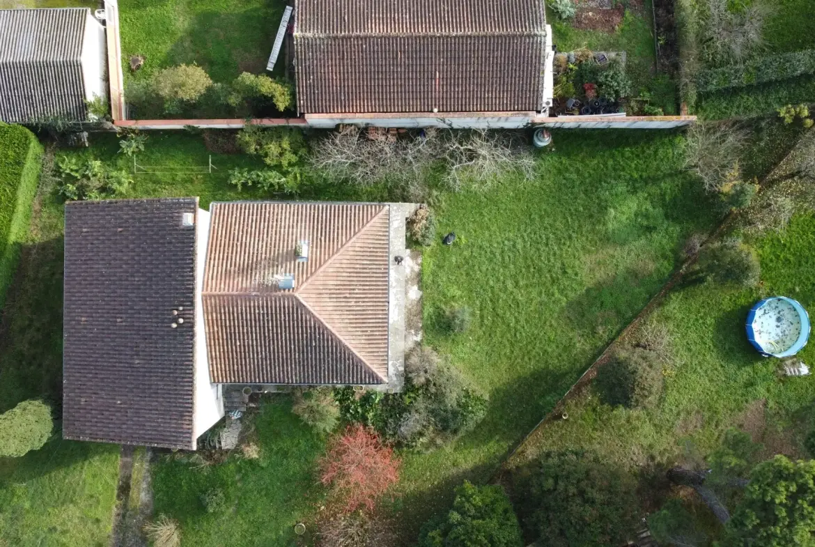 Maison à vendre au Passage avec 4 chambres et terrain arboré de 1145 m² 
