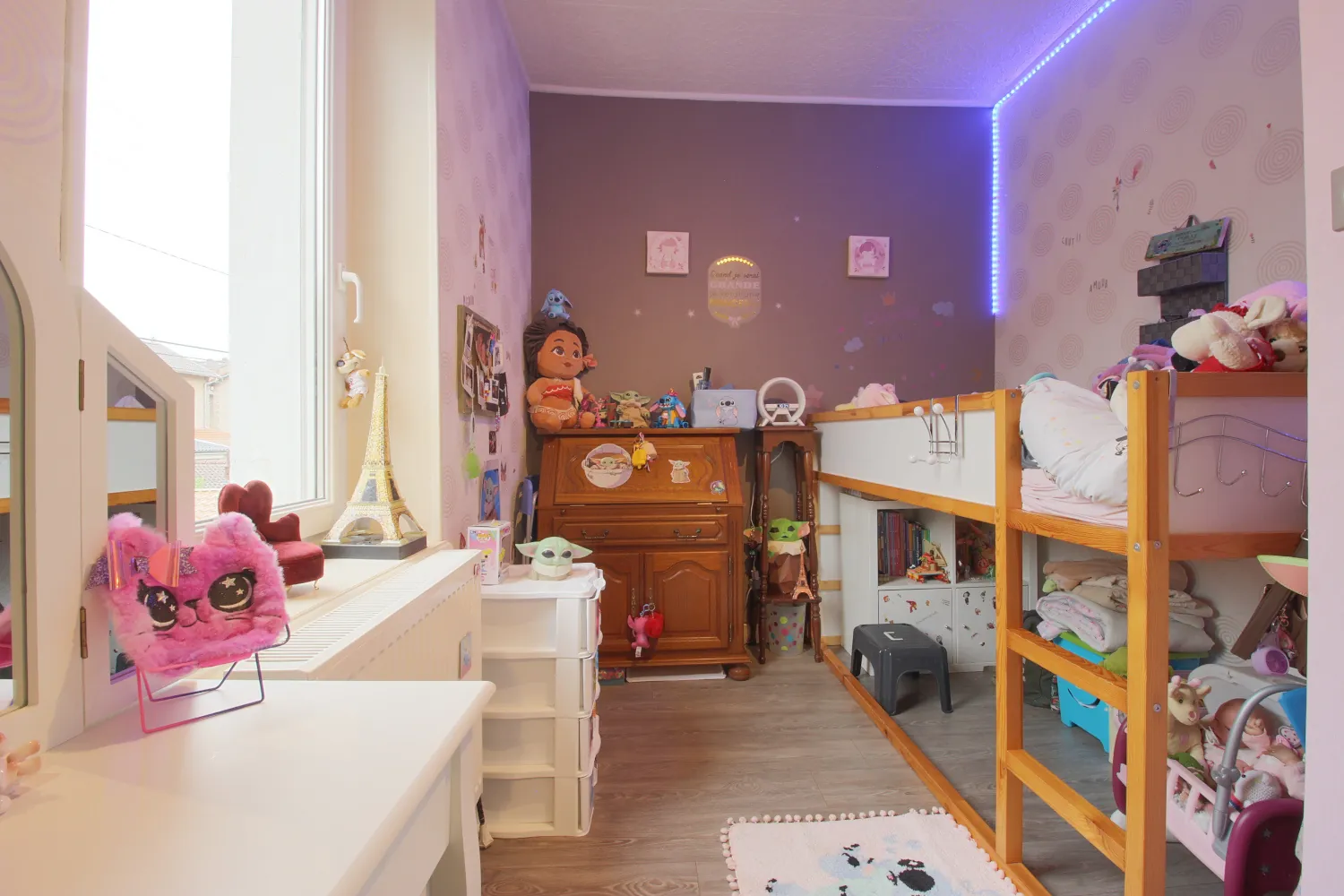 Maison à vendre de 125m² à Moutiers, proche autoroute A4 avec jardin et garage 