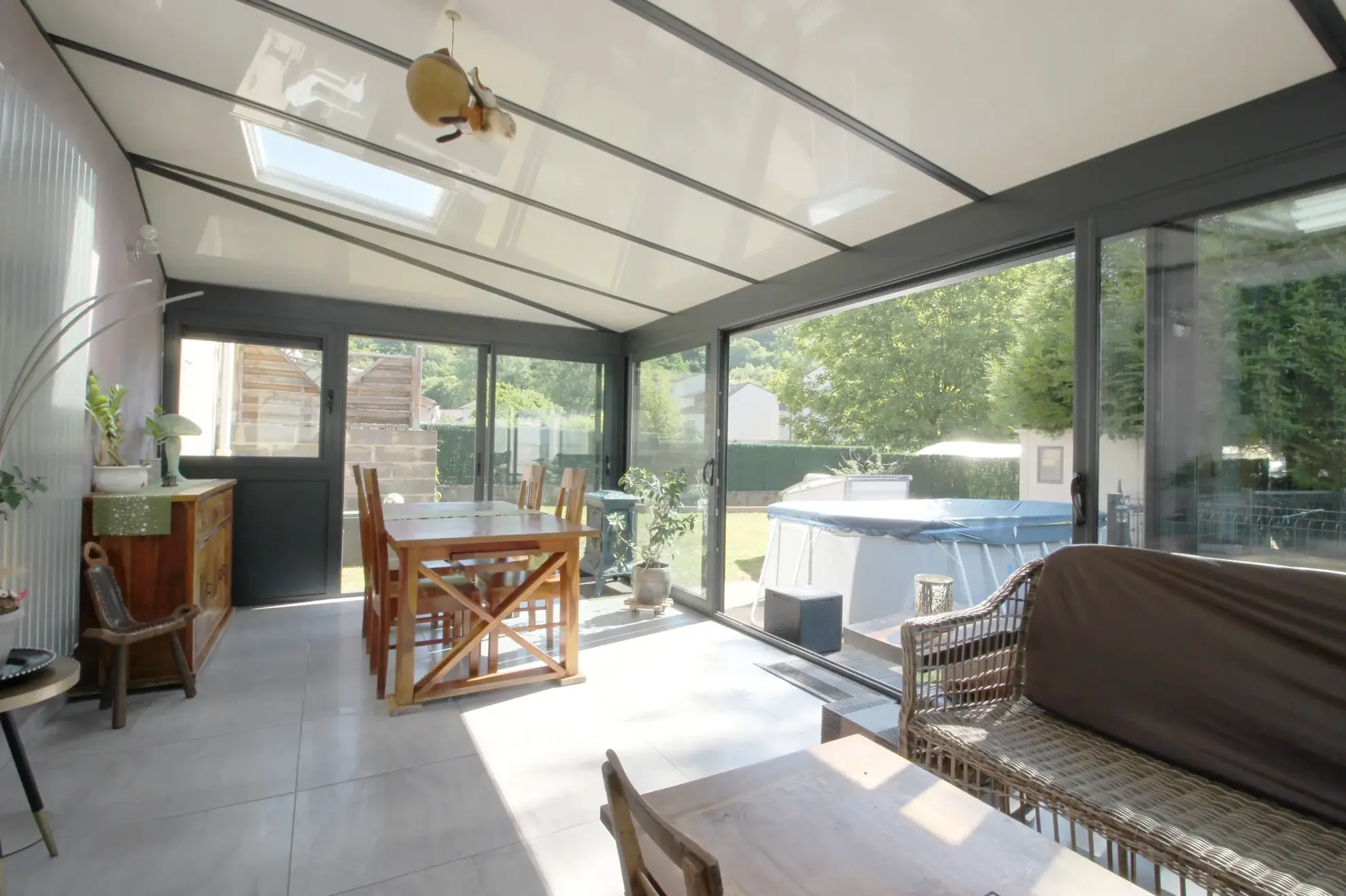 Maison à vendre de 125m² à Moutiers, proche autoroute A4 avec jardin et garage 