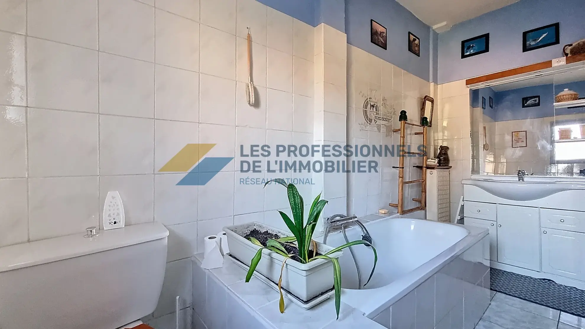 Maison de village avec jardin, terrasse et dépendance à Le Bignon-Mirabeau - Opportunité à saisir 