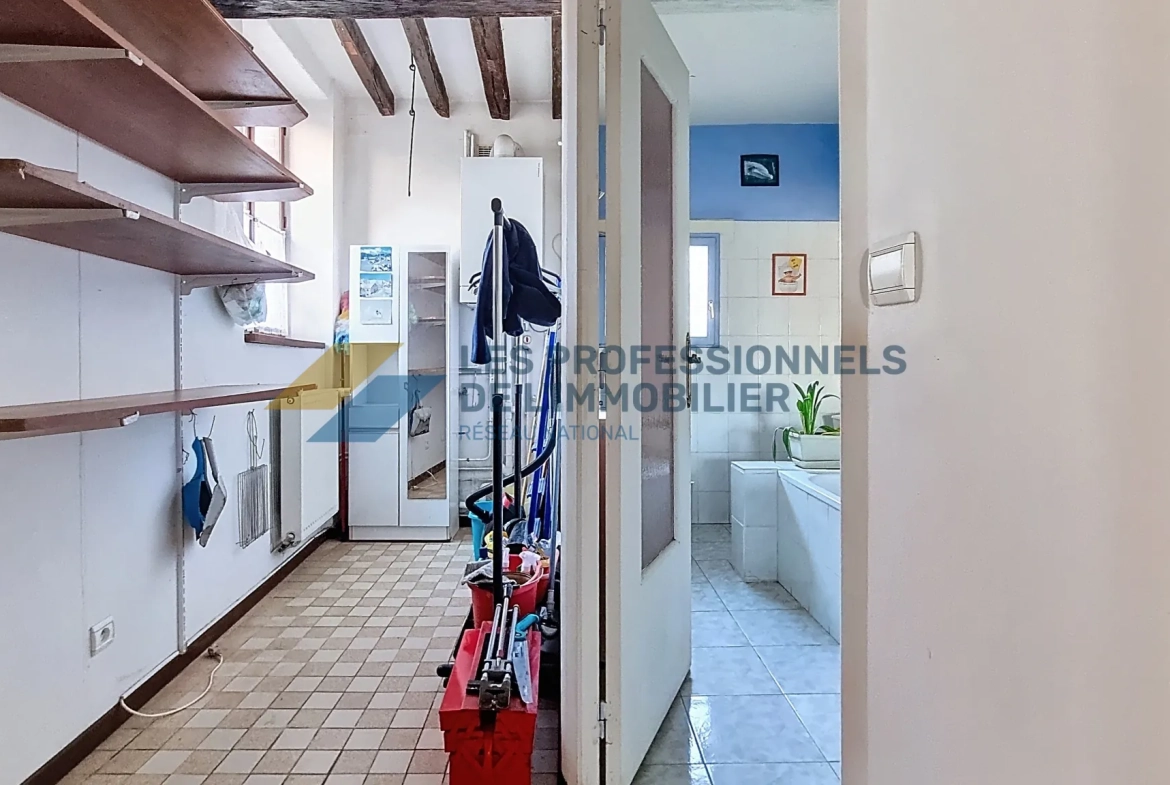 Maison de village avec jardin, terrasse et dépendance à Le Bignon-Mirabeau - Opportunité à saisir 