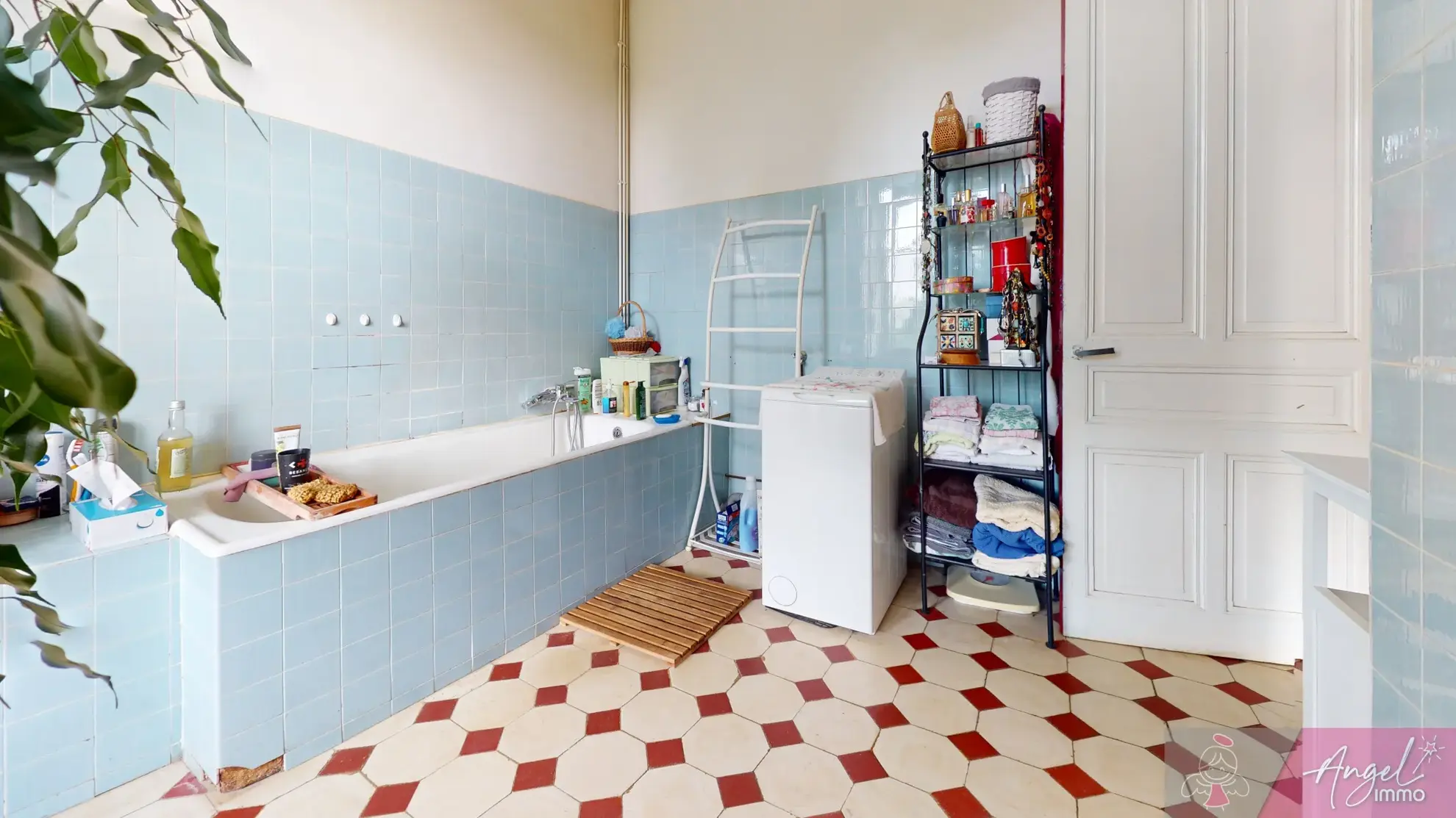 Maison en pierre à Gendrey avec jardin et potentiel d'aménagement 