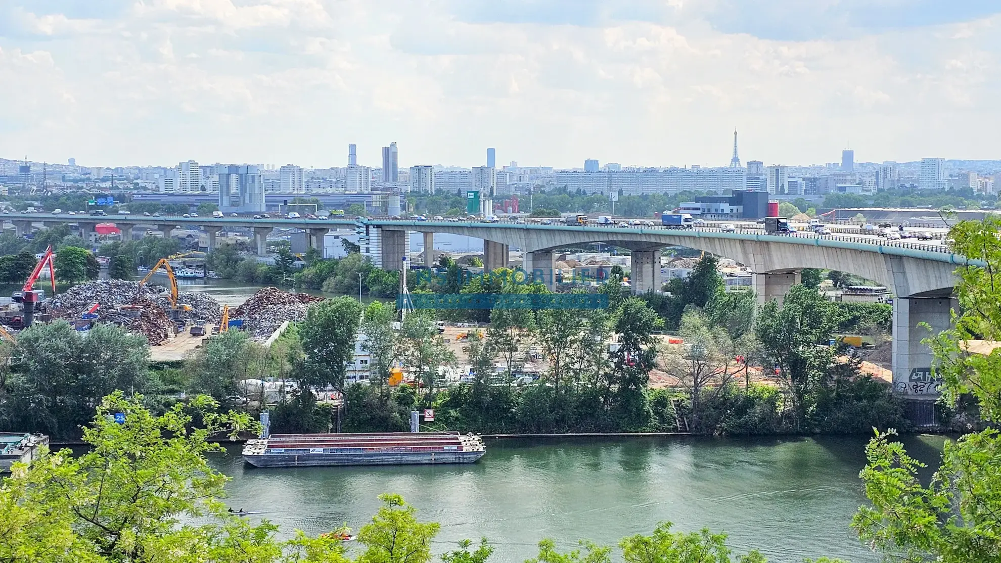 magnifique appartement F3 de 71m² avec loggia, cave et vue sur la Tour Eiffel à Argenteuil 