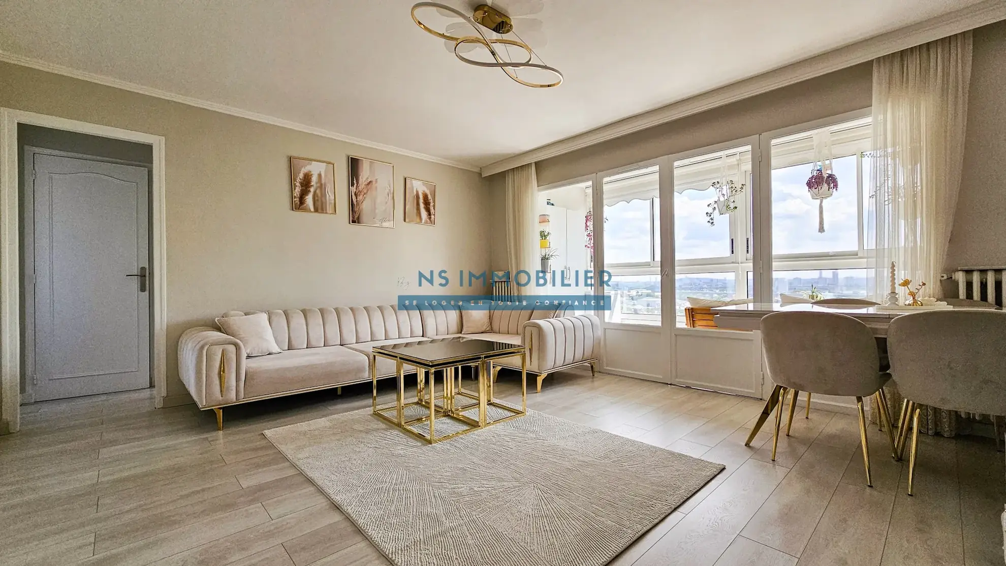 magnifique appartement F3 de 71m² avec loggia, cave et vue sur la Tour Eiffel à Argenteuil 