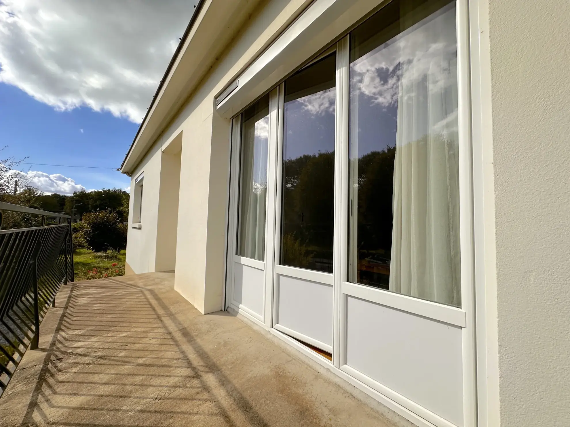 Maison à vendre à Vallet avec 4 chambres et rénovation récente 