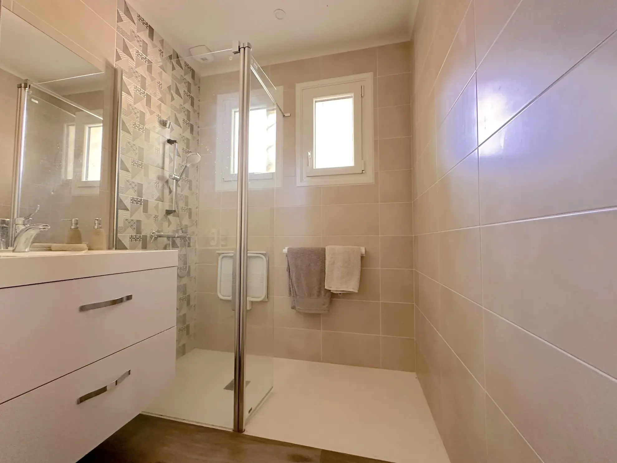 Maison à vendre à Vallet avec 4 chambres et rénovation récente 