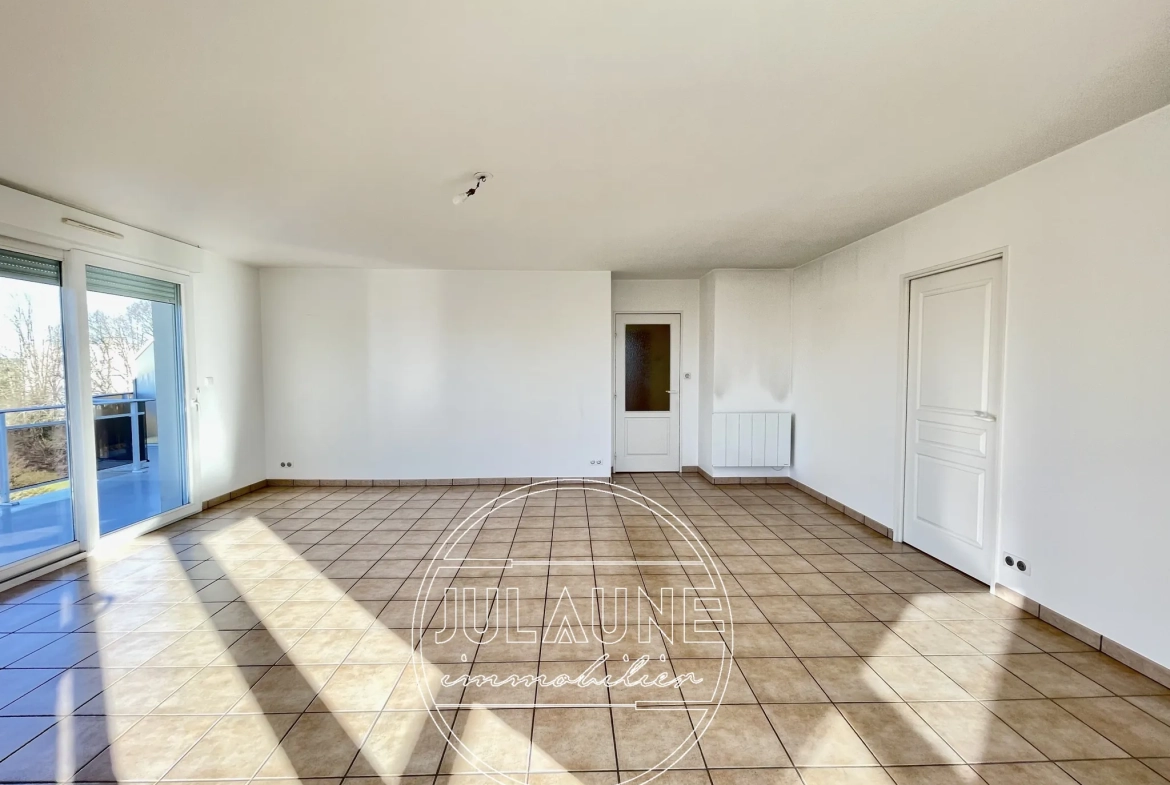 Appartement spacieux de 106 m² avec terrasse dans le quartier du Roussillon à Limoges 