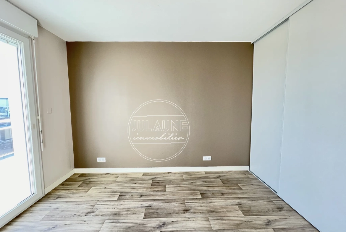 Appartement spacieux de 106 m² avec terrasse dans le quartier du Roussillon à Limoges 