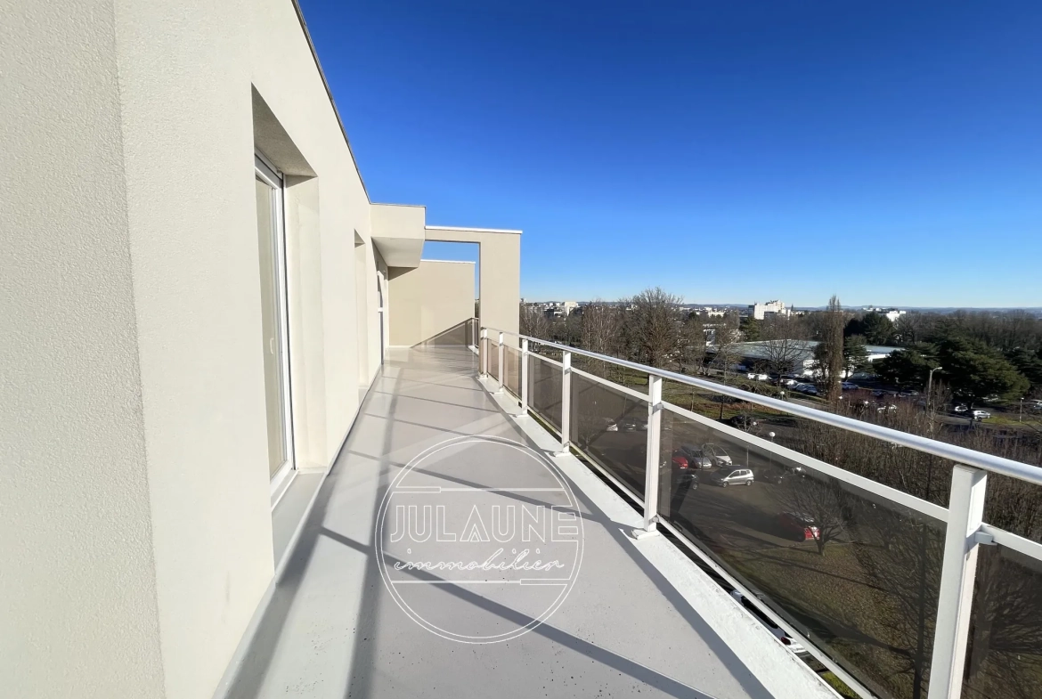 Appartement spacieux de 106 m² avec terrasse dans le quartier du Roussillon à Limoges 