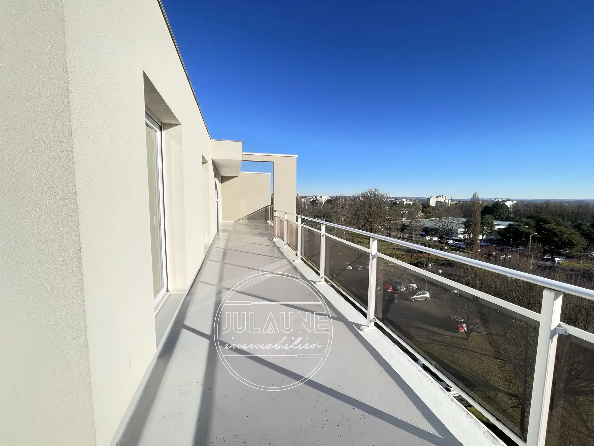 Appartement spacieux de 106 m² avec terrasse dans le quartier du Roussillon à Limoges 