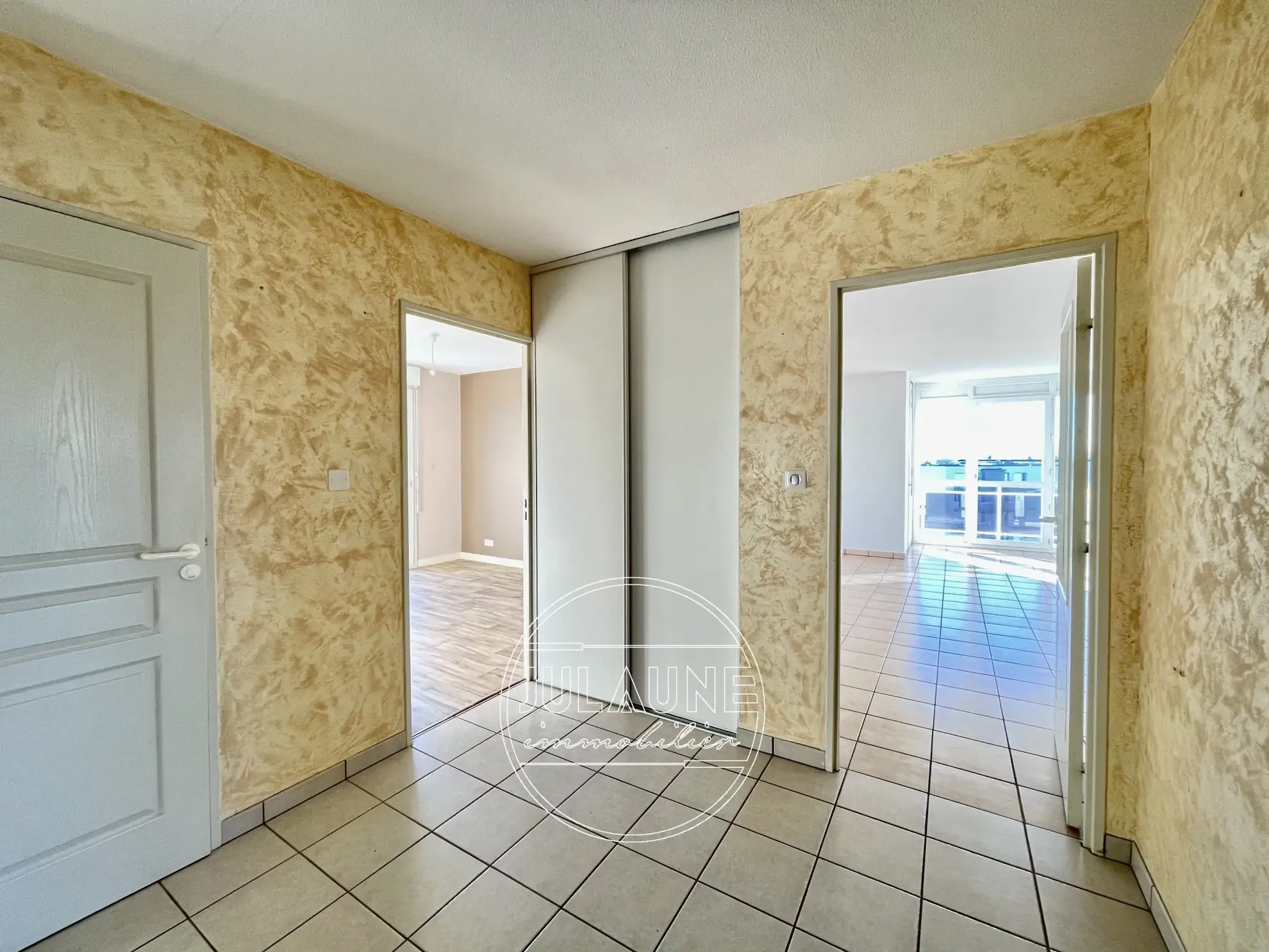 Appartement spacieux de 106 m² avec terrasse dans le quartier du Roussillon à Limoges 