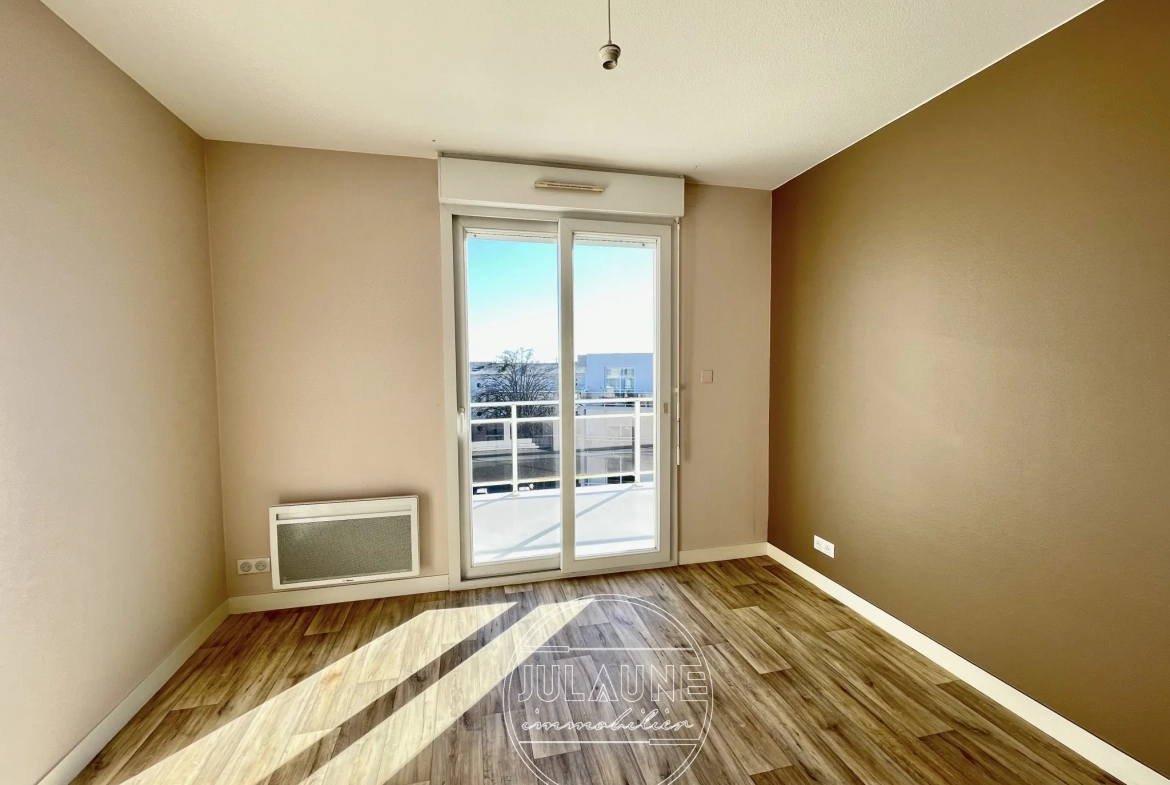 Appartement spacieux de 106 m² avec terrasse dans le quartier du Roussillon à Limoges 