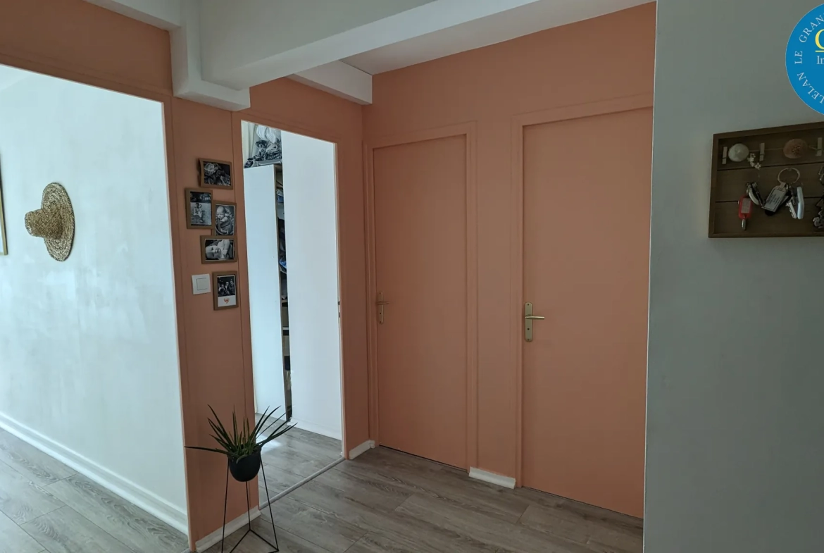 Maison de plain-pied à La Gacilly avec 2 chambres et terrasse 