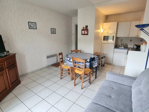 Bel appartement de 34 m² à Bagnères-de-Bigorre avec balcon et vue dégagée
