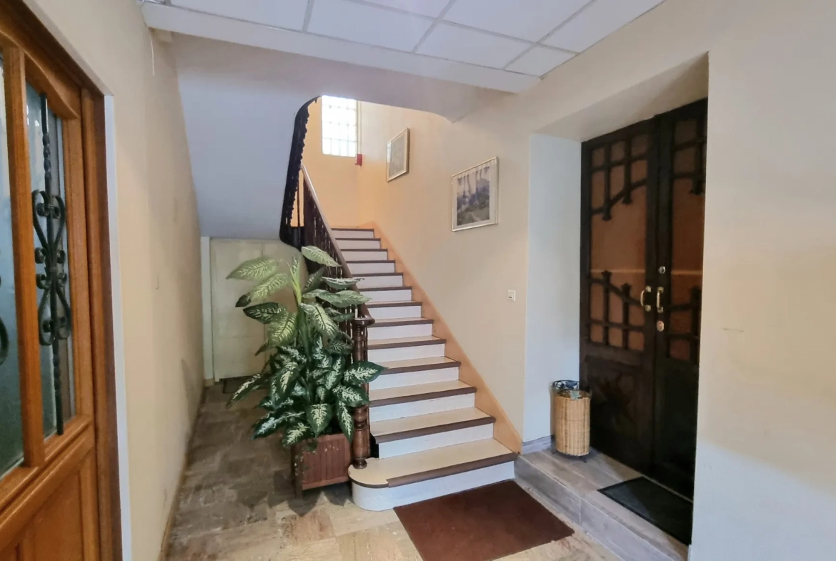 Bel appartement de 34 m² à Bagnères-de-Bigorre avec balcon et vue dégagée 