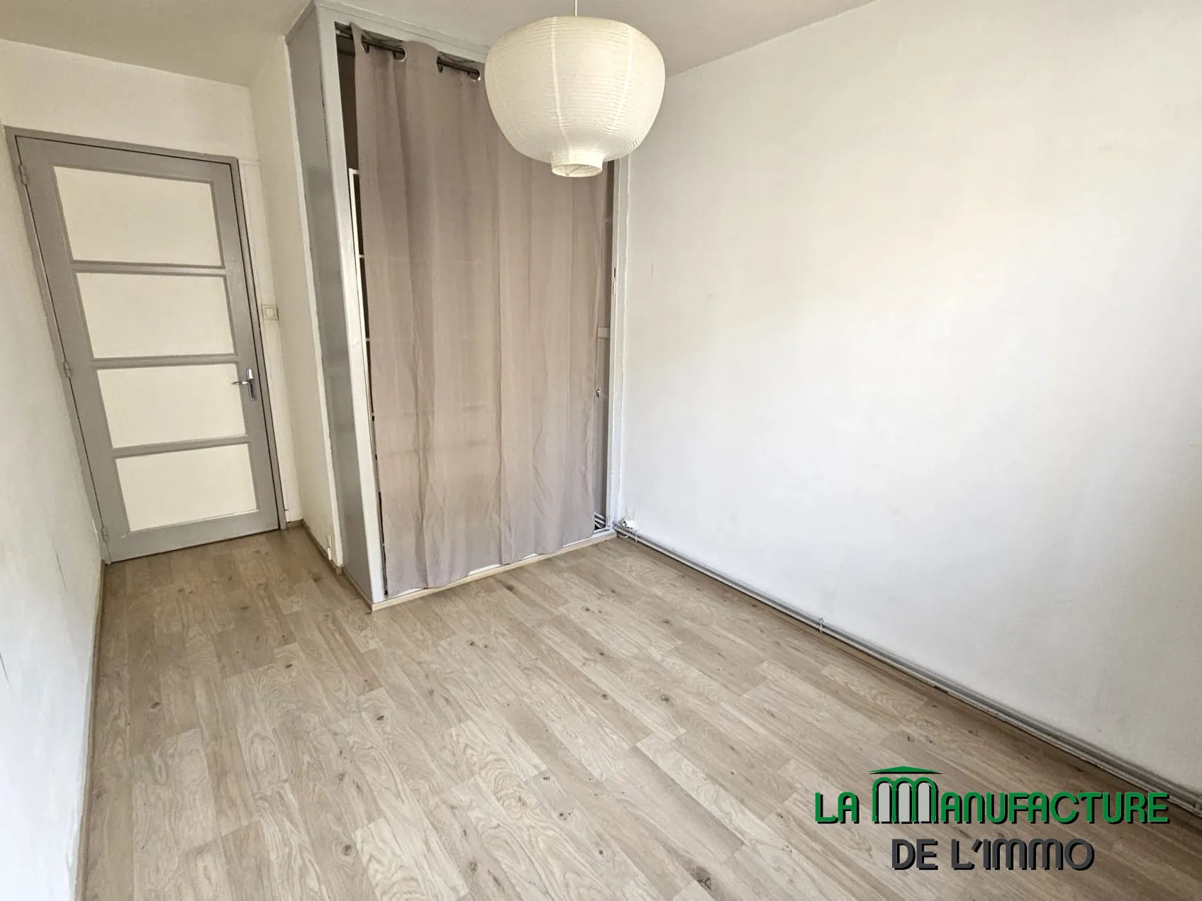 Appartement F4 à Saint-Étienne avec cave et parking, idéal achat premier logement 