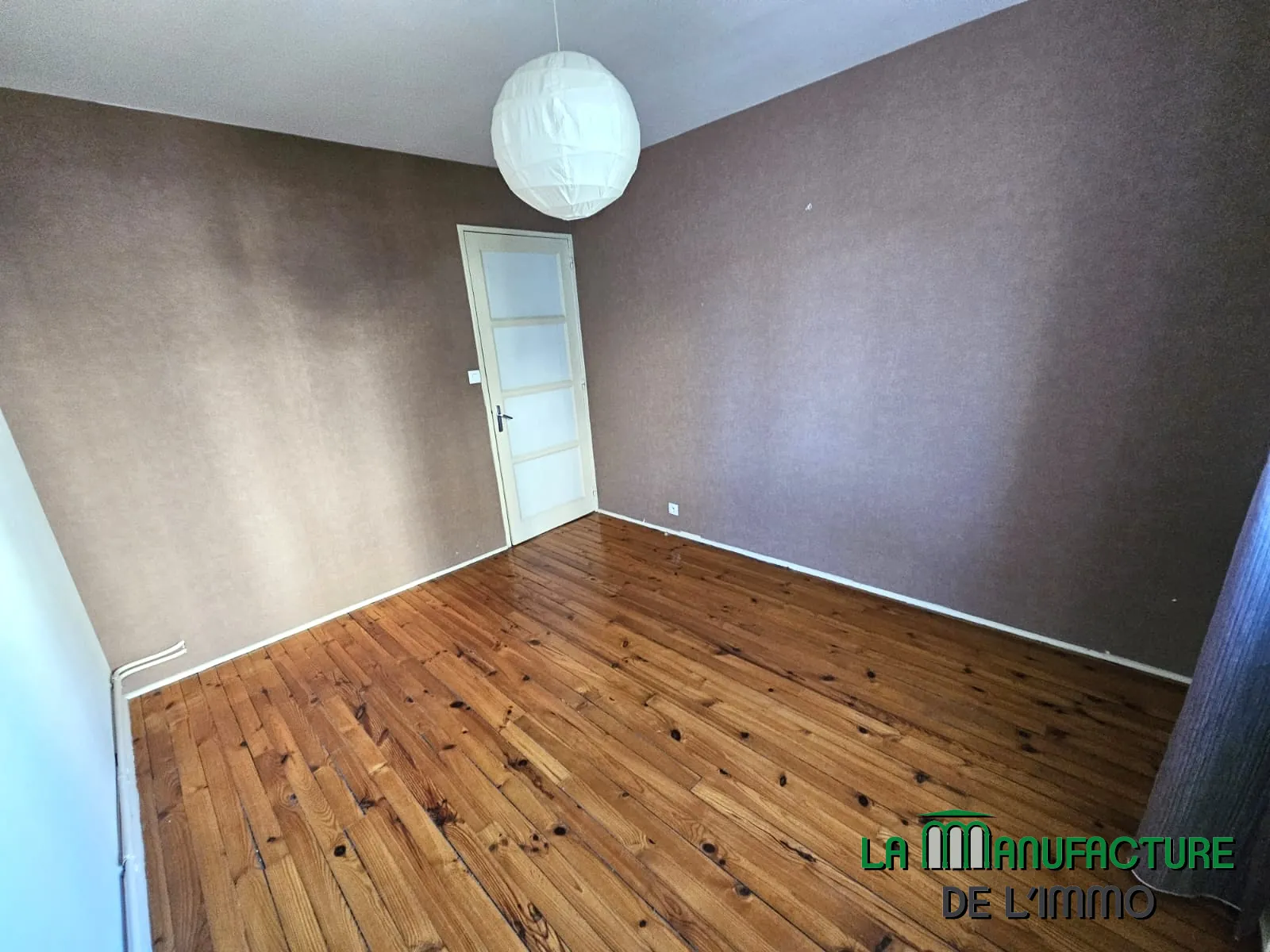 Appartement F4 à Saint-Étienne avec cave et parking, idéal achat premier logement 