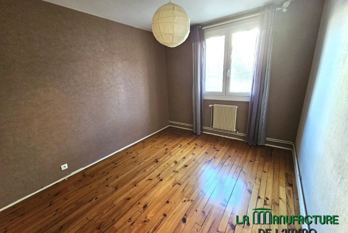 Appartement F4 à Saint-Étienne avec cave et parking, idéal achat premier logement 