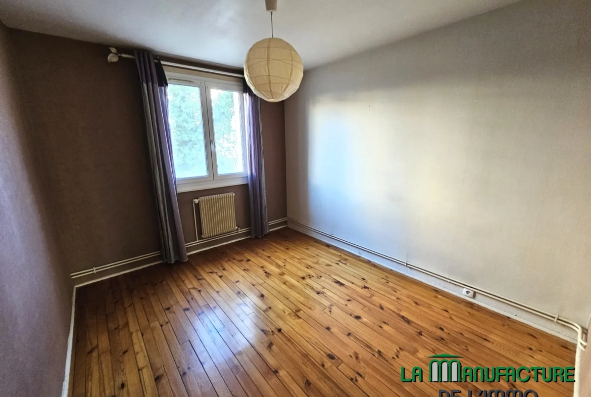 Appartement F4 à Saint-Étienne avec cave et parking, idéal achat premier logement 