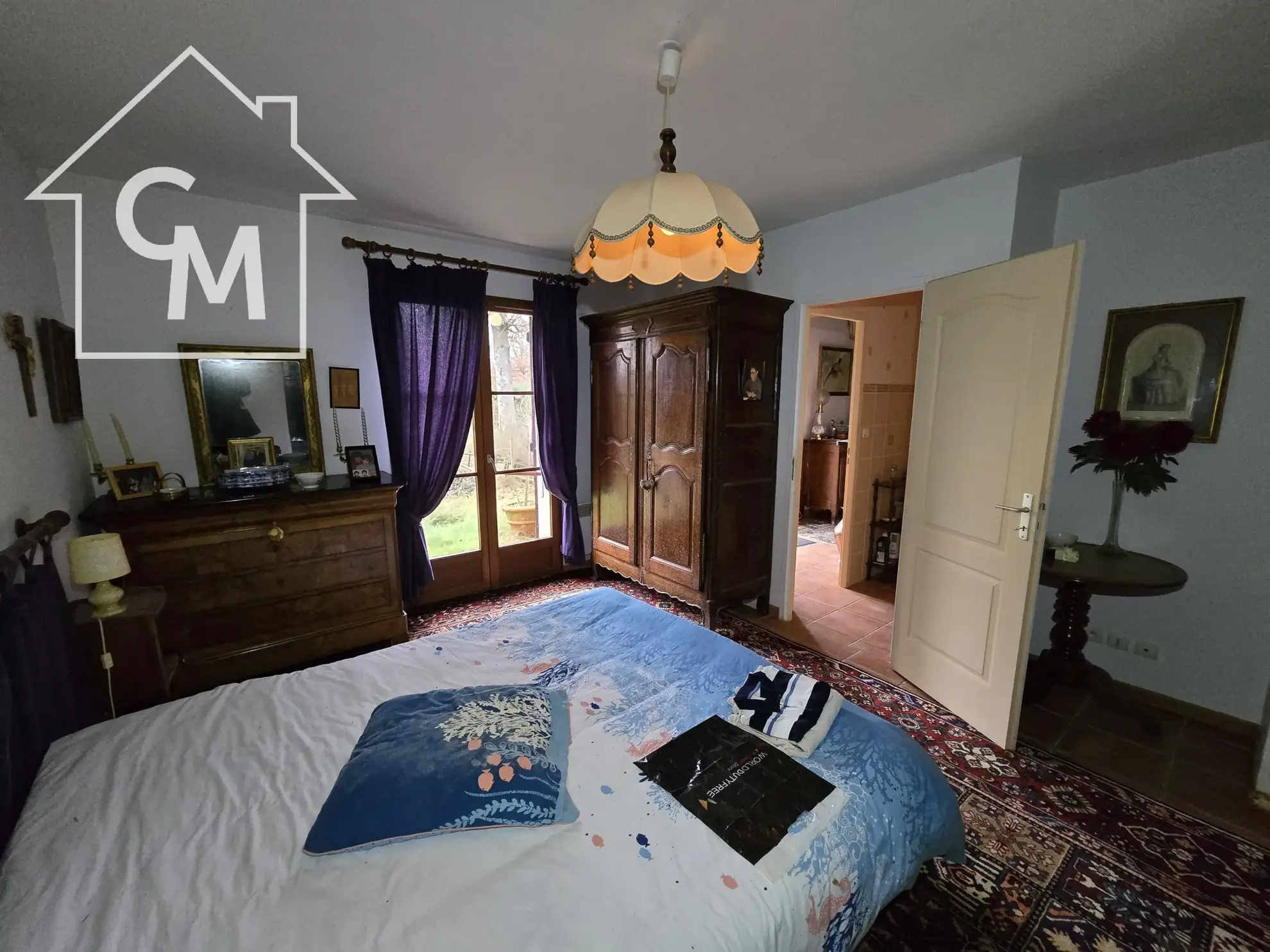 Maison à vendre à Nancay avec jardin clos de 1750 m², 3 chambres, garage et espace de vie spacieux 
